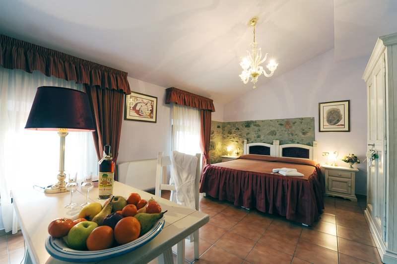 Antica Locanda San Leonardo 1554 Ghivizzano ภายนอก รูปภาพ