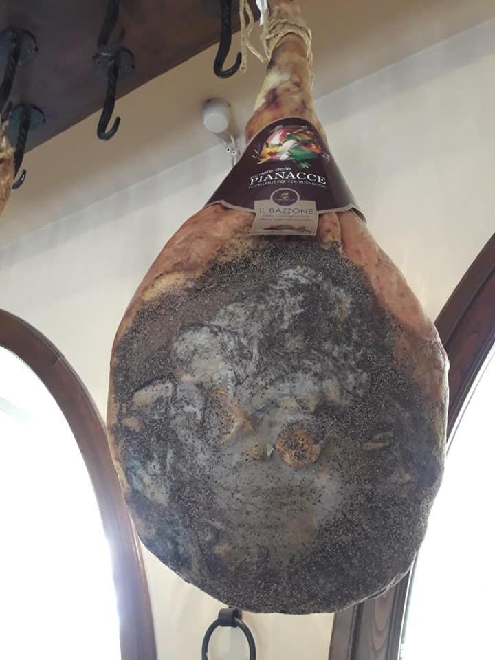 Antica Locanda San Leonardo 1554 Ghivizzano ภายนอก รูปภาพ